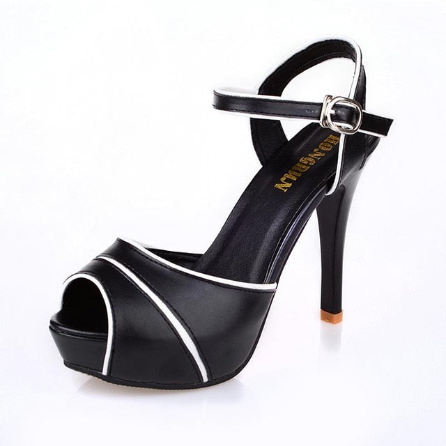 Black and White Banded Heels High Shoes